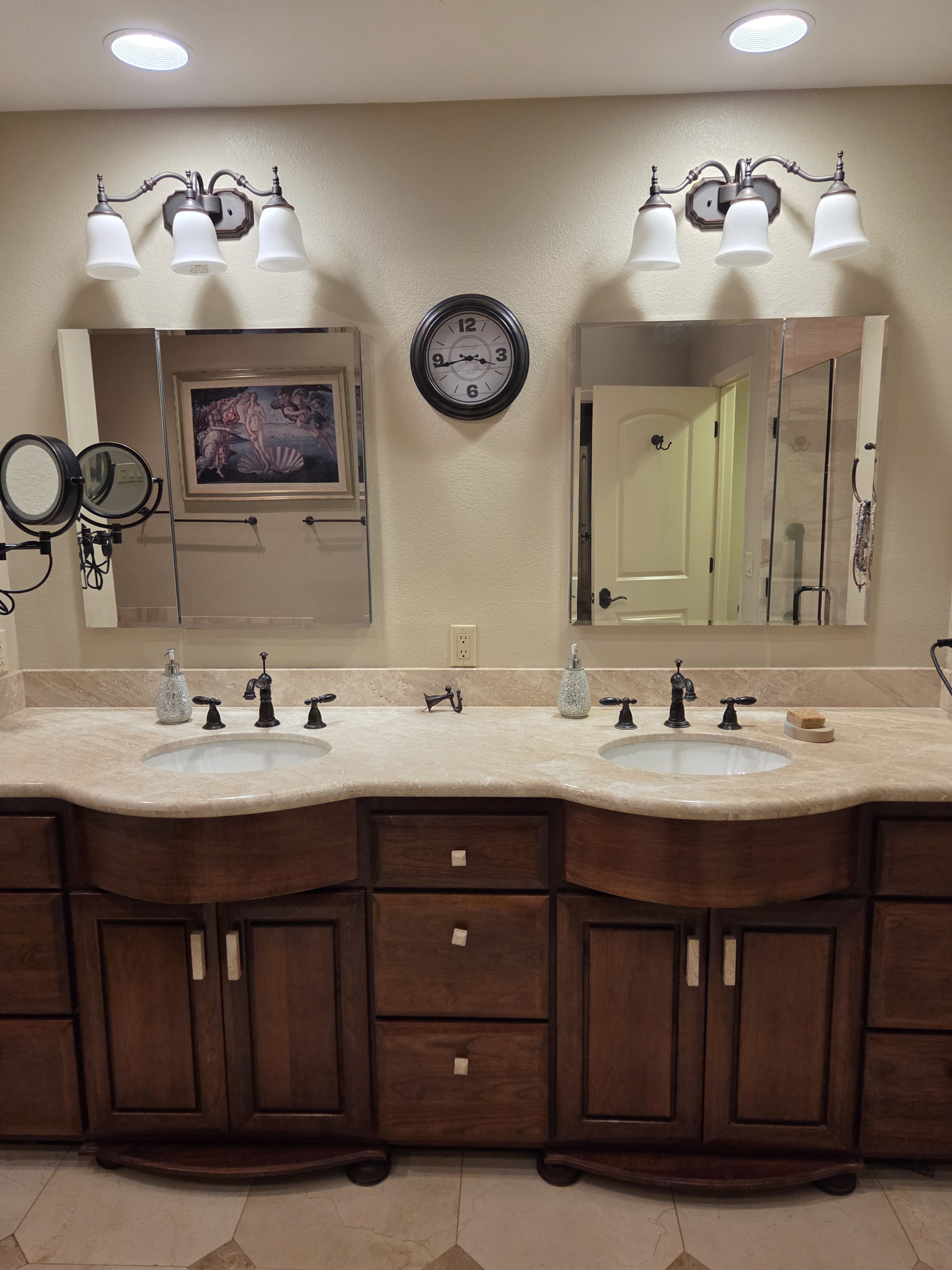 Professional home and deep cleaning